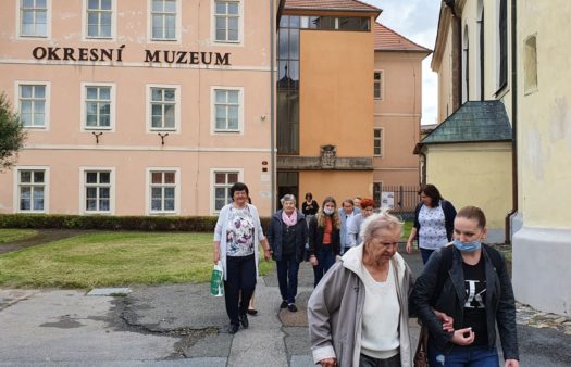 Návštěva muzea v Rokycanech s klienty SeniorCentra Plzeň