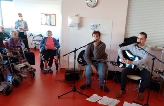 Hudební vystoupení na přání v SeniorCentru Plzeň