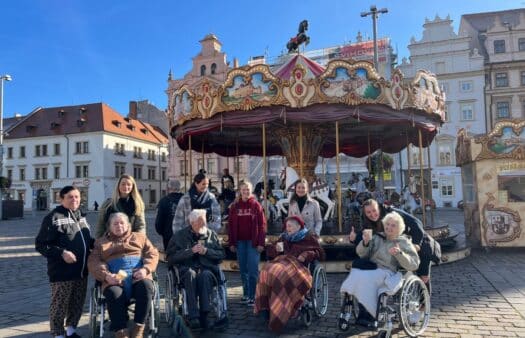 Klienti SeniorCentra Plzeň navštívili Havelské trhy